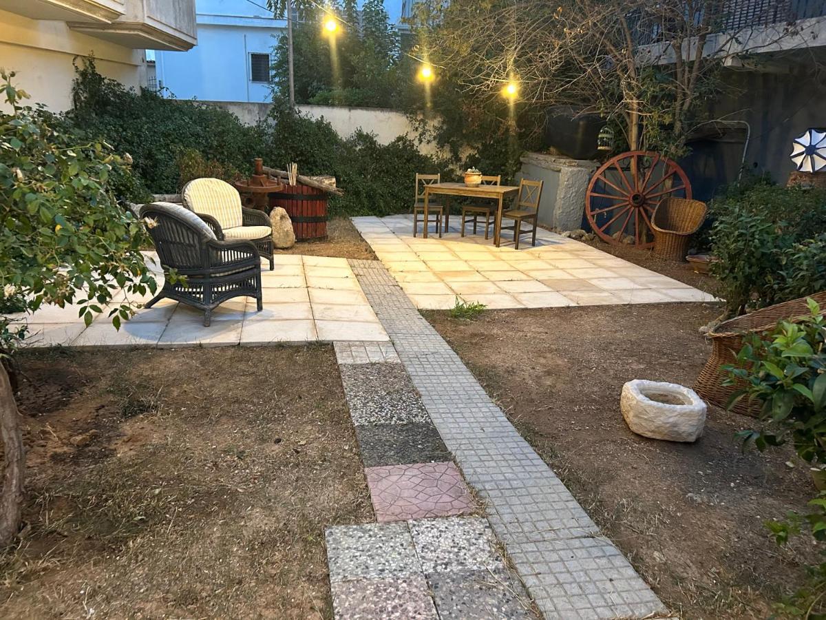 Paola'S Apartment Near Athens Airport Spáta Eksteriør bilde
